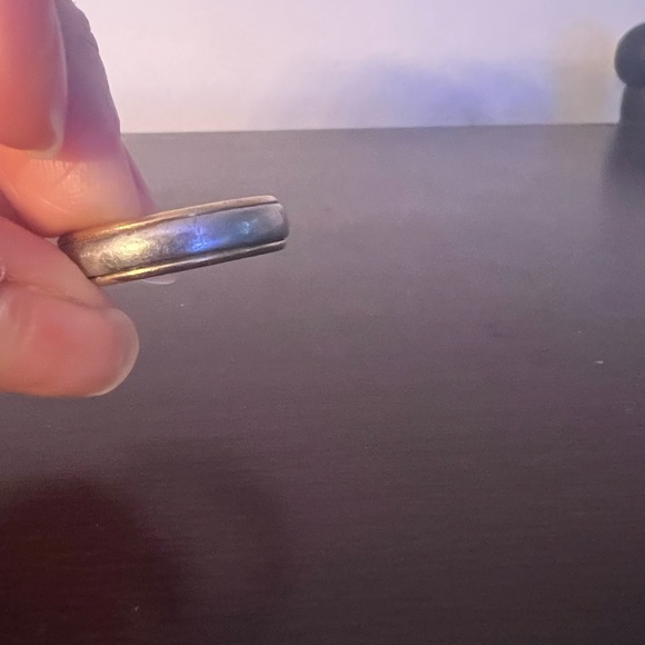 Men’s Platinum & 18k Gold Wedding Ring Band - Picture 4 of 15